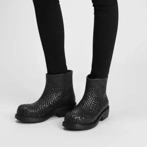 [보테가베네타] 파이어맨 앵클 부츠 블랙 148208097