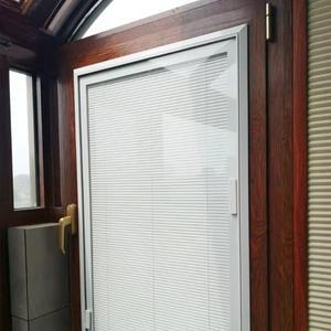 단일 유리 알루미늄 베네치안 자석 일체형 창문 블라인드