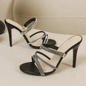 여성 일자스트랩 투웨이 프렌치 샌들 키높이 웨지힐 패션 신발 하이힐 큐빅미니멀 빅사이즈 M스포5