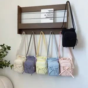 놀이동산가방 아웃도어 경량 크로스백 가방 방수 휴대폰 여성용 숄더백