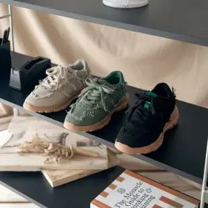 여성용 클래식 캐쥬얼 SS 스니커즈