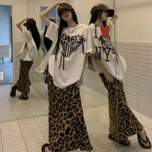 짧은 니트투피스 티셔츠 편지 하객룩 하트 인쇄 허리 투피스셋업 슬리밍