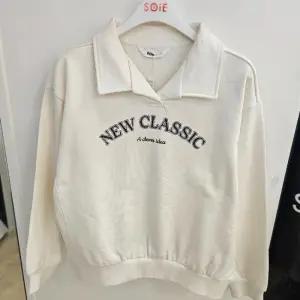 소이 HC04 주니어 레터링 카라맨투맨티 봄 여자 레터링 카라 바이오맨투맨티 25s5454