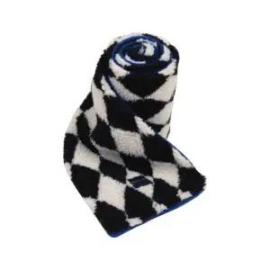 [블루테일][대구백화점SG]  AXH1AM01BK_블루 다이아 패턴 배색 머플러