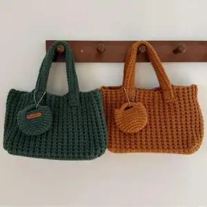 [패션] 여성 뜨개 사각 미니 손목 가방 1P 와플 토트백 외출