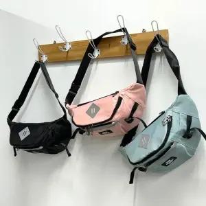 슬링백 바디크로스백 반달 보조가방 여행 빅 어깨가방