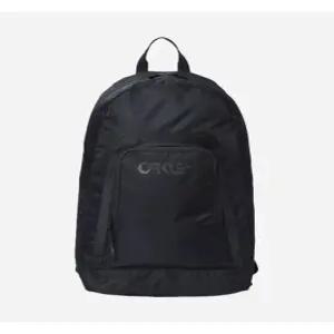 [오클리]오클리 백팩 23L 방수 노트북 가방 FOS901071