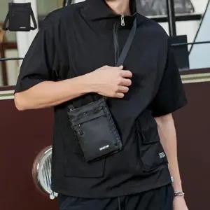 [옷자락]남자 폴리에스터 생활방수 슬림 세로형 크로스백