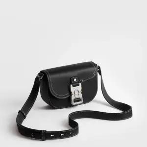 Saddle 미니 플랩 메신저백 - 블랙 그레인 송아지 가죽