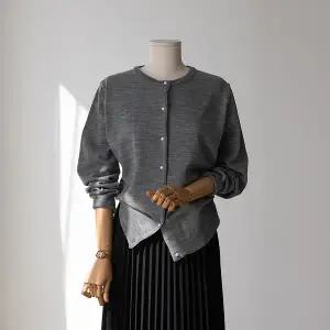 (안나앤플러스) 펄 버튼 가디건[가디건CFR53] 빅사이즈