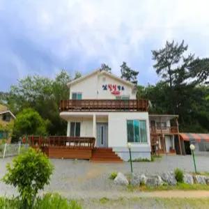 [충남 펜션] 태안 힐링캠프펜션 (태안,안면도)