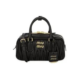 [미우미우] 여성 아르카디 마테라쎄 블랙 토트백 5BB142 AN88 F0002