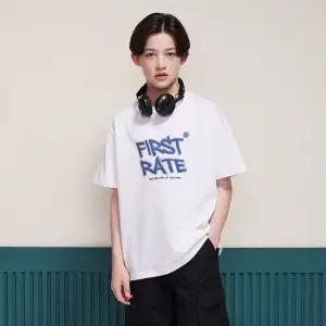 [에꼴리에] 남자 여름이월 4.5부 입체 레터링티(25B1405)