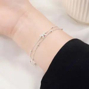 [하프클럽/]여성 실버 리본 포인트 레이어드 팔찌 데일리 캐주얼 선물용