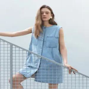 바네사브루노 25SS [시즌오프] [VANESSA BRUNO+YK JEONG] 라이트블루 데님 민소매 원피스 VLDR5B701B1