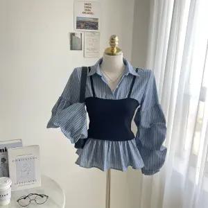 셔츠랑 뷔스티에가 세트로 붙어있는 포멀한 탑 셔츠 일체형 E209셔링뷔스티세트