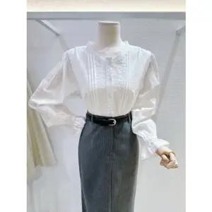 [갤러리아] [LAP]레이스장식 핀턱크랍블라우스 (AS7XB174)