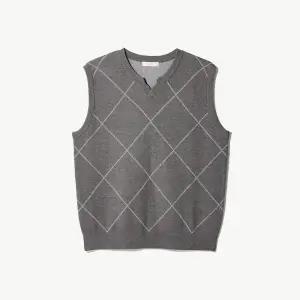 [롯데백화점]에스티코 워셔블 아가일 노치드넥 베스트 차콜그레이(클래식핏)DKVXA03