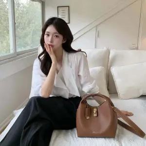 찰스앤키스 예약 판매 찬스 리사이클 턴락 버킷백 4colors CK2-10701618 1838695