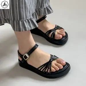 [애슬릿] 스트랩 샌들 발편한 데일리 통굽 플랫폼 여름