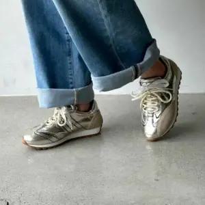 [하프클럽/다잇템]여성 색상 캐쥬얼 클래식 코지 운동화