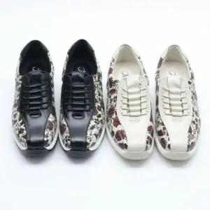 [하프클럽/다잇템]여성 코지 플라워패턴 레더 일상용 운동화