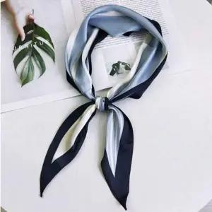 봄 여름 간절기 미니스카프 실크 부드러운 고급스런 가을 실크 미니 봄머플러 손수건 작은 여성 50대