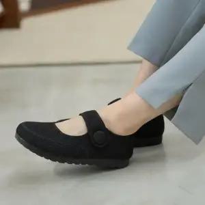 [다잇템] 여성 평평한 스트랩 부드러운 망사 스웨터 신발