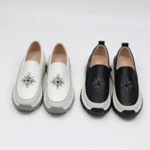 [다잇템] 여성 청키솔 일상용 운동화 코지 키높이 운동화