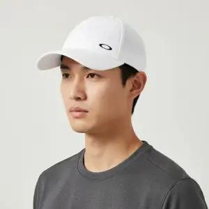 OAKLEY 26SS ESSENTIAL TRAIN CAP 26.0 FOS902405-WHITE) 에센셜 트레인 캡 26.0)