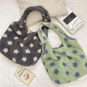 러닙 여성가방 데일리 미니백 데이지 보송보송 2컬러 겨울 폼폼