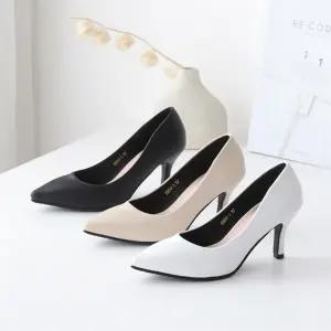 여자 오피스 하객룩 뾰족코 펌프스