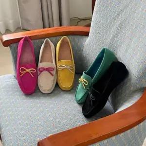 [하프클럽/다잇템]여성 세무 포인트 리본 평평한 클래식 슈즈