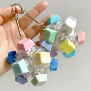 흔들면 반짝 기계식 키보드 입체 구형 피젯토이 장식 흔들어 LED 12구 공 키캡 키링