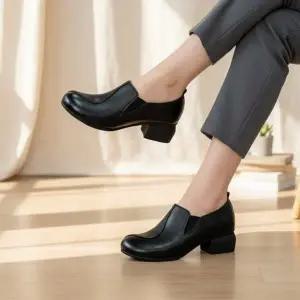 [옷자락]여성 일상 오피스 가죽 미들힐 슈즈