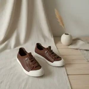 [옷자락]여성 데일리 가죽끈 플랫슈즈 로우탑 캐주얼 단화