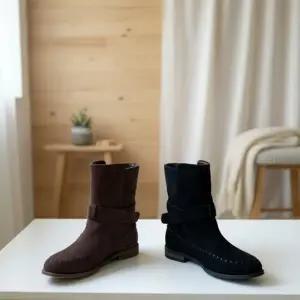 [옷자락]여성 겨울 퍼안감 스웨이드 앵클부츠 버클 디자인