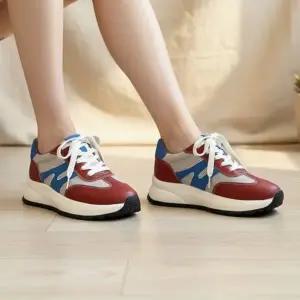 [옷자락]여성용 일상용 편안한 스포츠 스니커즈