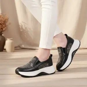 [옷자락]여성 데일리 캐주얼 편안한 슬립온 스니커즈