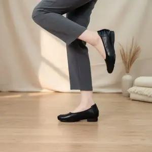 [옷자락]여성 모던 세련된 데일리 오피스 가죽 플랫슈즈
