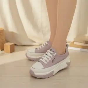 [옷자락]여성용 캐주얼 통굽 플랫폼 스니커즈