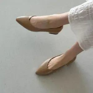 [다잇템] 여성 베이직 시즌리스 코지 평평한 프리미엄 레더 슈즈