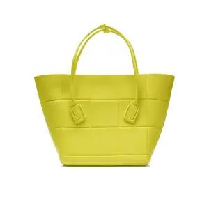 보테가 베네타 아르코 라지 러버 쇼핑백 키위 690689V14I03516