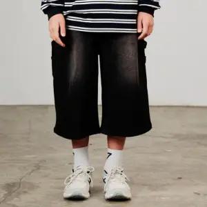 [에어워크주니어]구리모다남양주 R262B3135A흑청 카펜터 버뮤다 데님팬츠_GN