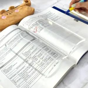 [셀러에이드]문진 아크릴 책모양 소형 투명 문진 책상 소품