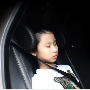 차량용 B3P7M9F5 헤드레스트 셉터 목쿠션 머리받침대 고품질메