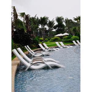 수영장체어 라탄 해변썬배드 접이식 일광욕 플라스틱 야외용 해변의자 비치의자