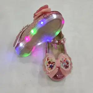 [탈렌트키즈]모다구리)탈렌트키즈  TS나비폼품LED구두3 GN