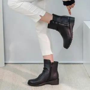 [옷자락]여자 겨울 데일리 기모 안감 미들굽 앵클부츠