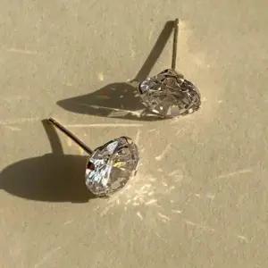 실버귀걸이 (925 Silver) Big cubic earrings E 109